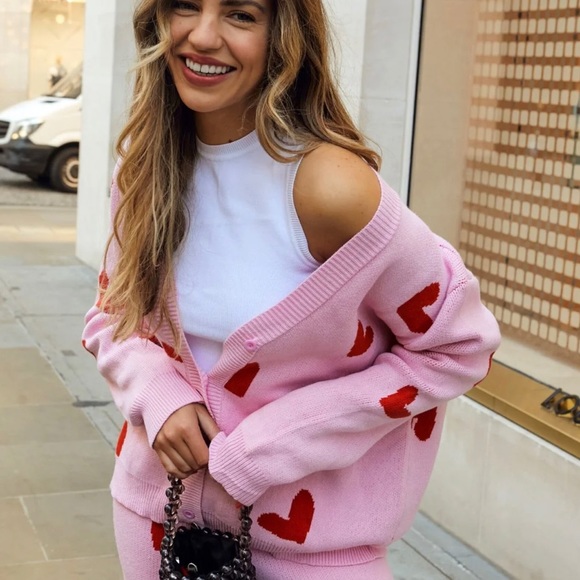 NWT KNITTED 3 -PIECE SET PINK w/RED HEART MAXI CARDIGAN, CARDIGAN  & PANT M - Picture 10 of 11